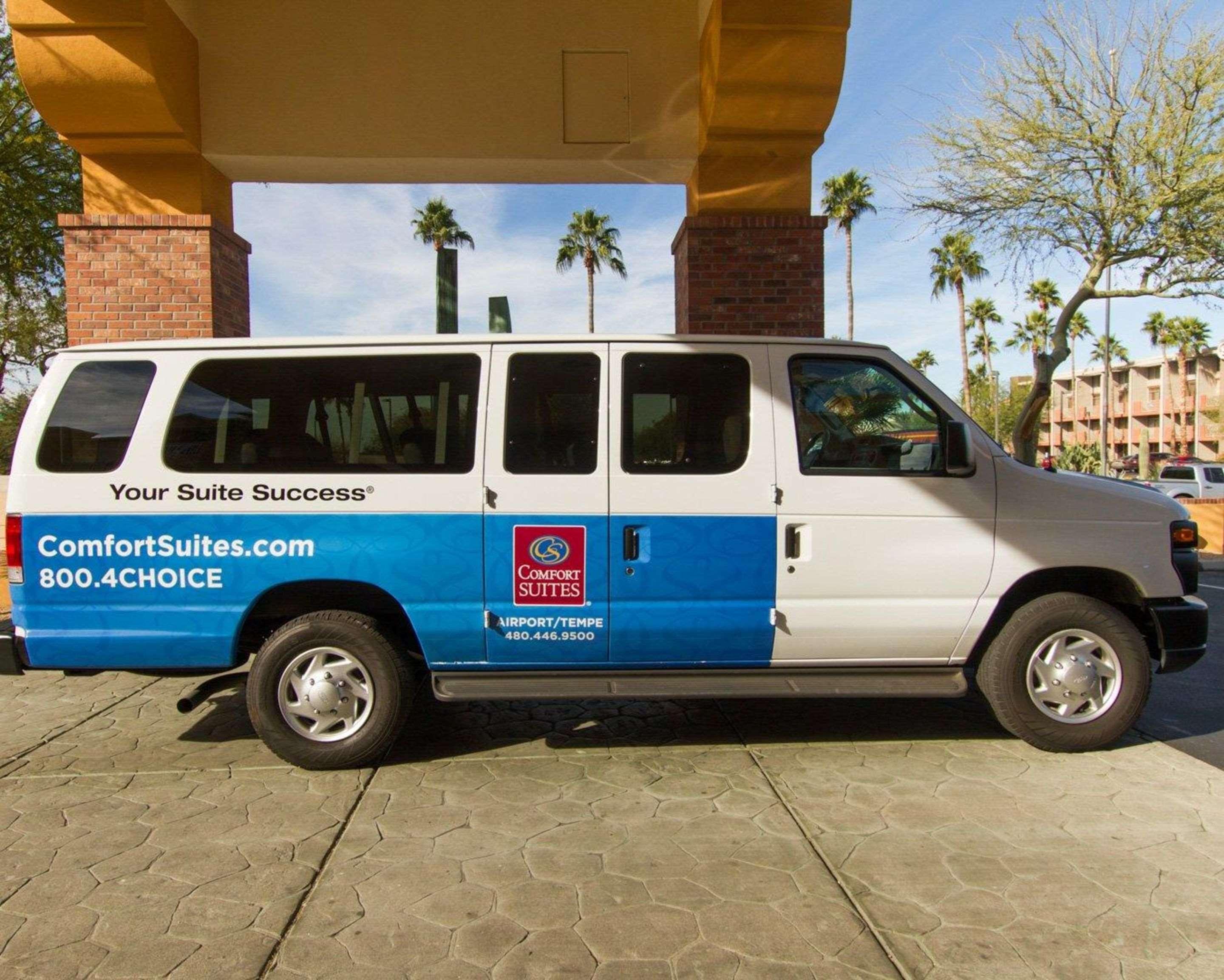 Comfort Suites Phoenix Airport Tempe Exterior foto